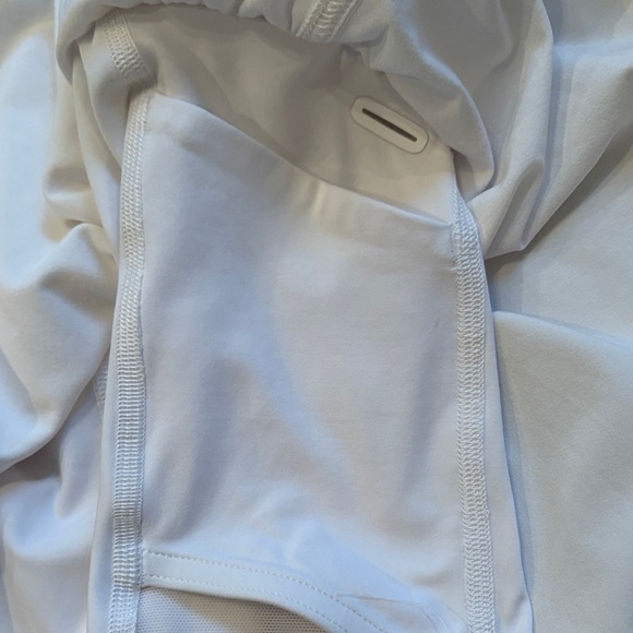 lululemon athletica Bright White Skater Skirt - Size 2 - Picture 3 of 3